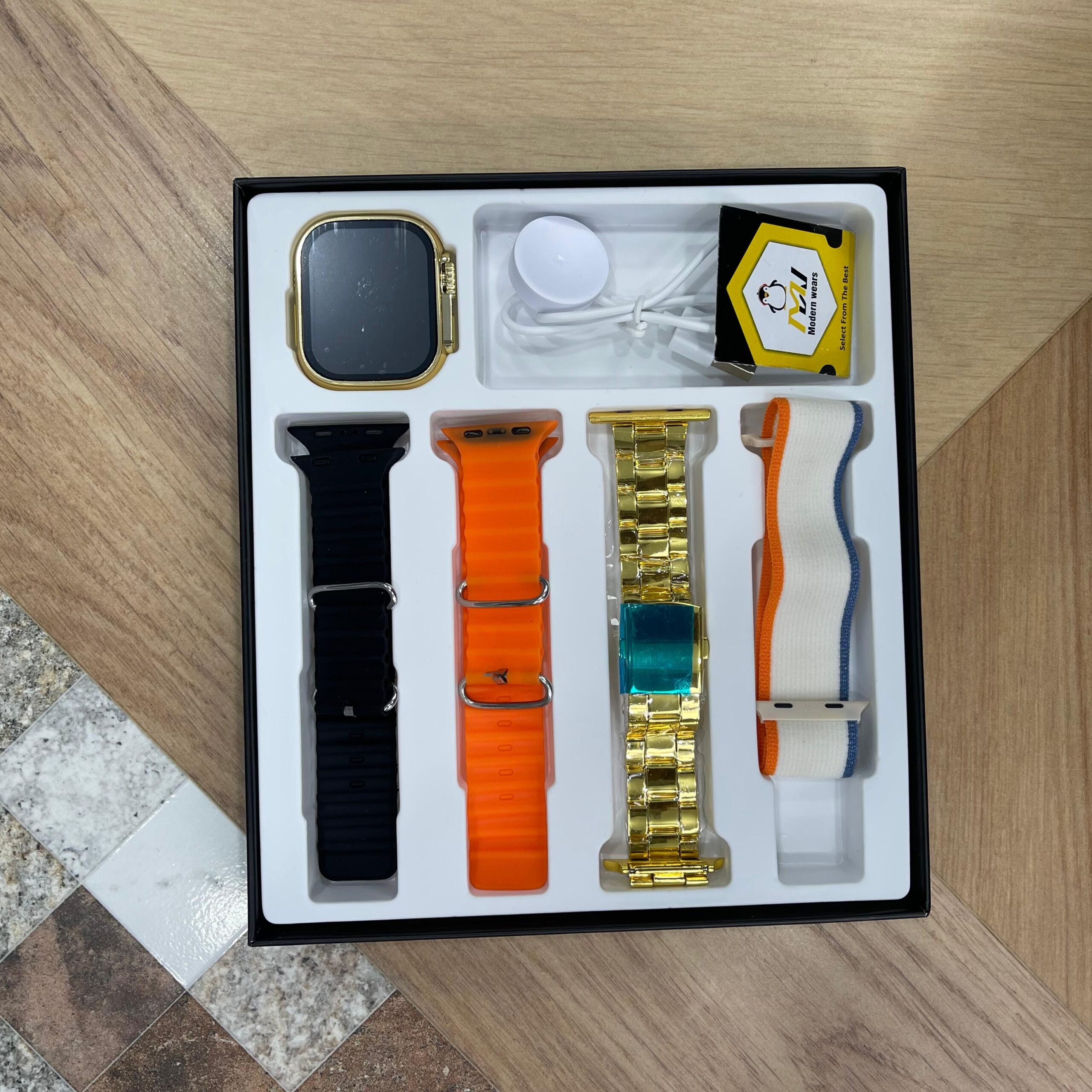 Gold Watch 8 Ultra Smartwatch